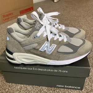 New Balance 990v2 size 9
